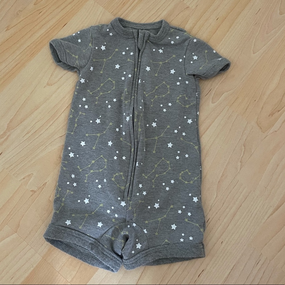 Hanes stargazer onesie